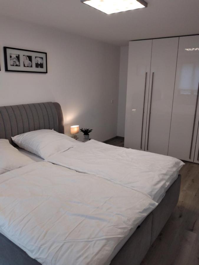 Ferienwohnung Trunk Direkt An Den Weinbergen, Parkplatz, Terrasse Mit Grill Und Lounge Roschbach Экстерьер фото